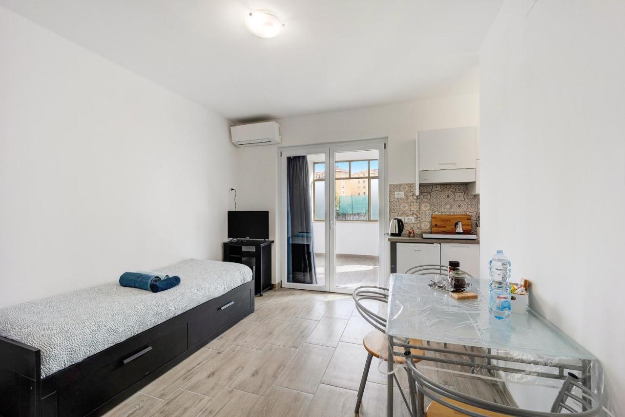 Il Gattino Di Porto Appartamento 3 Imperia Exterior foto
